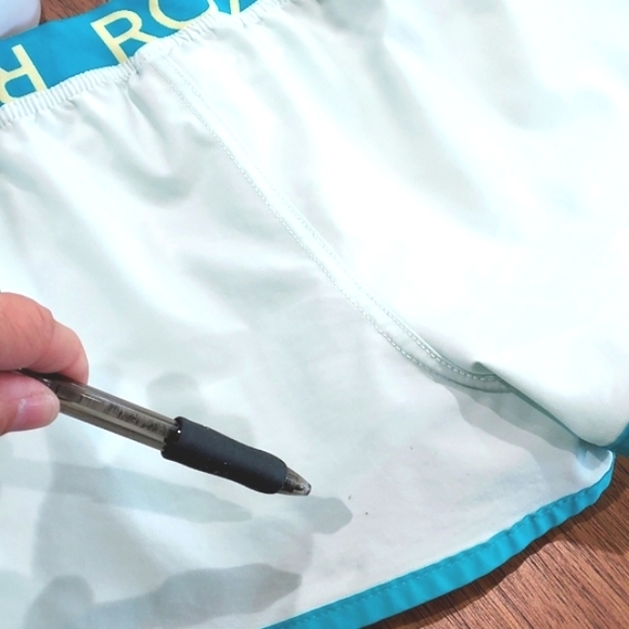 Roxy Dry Flight Shorts - Picture 9 of 11